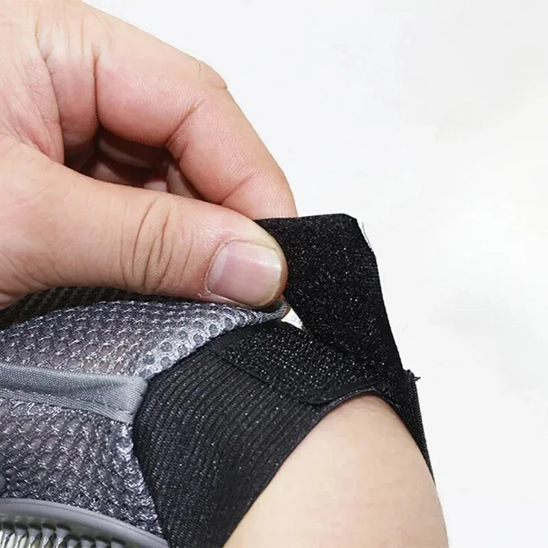Pet Hair Removal Massage Glove - detail view 4